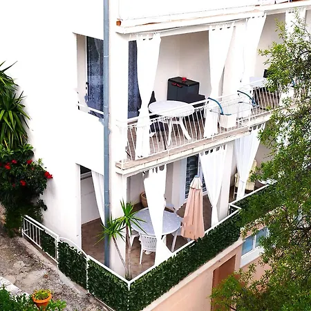Anita Apartments *